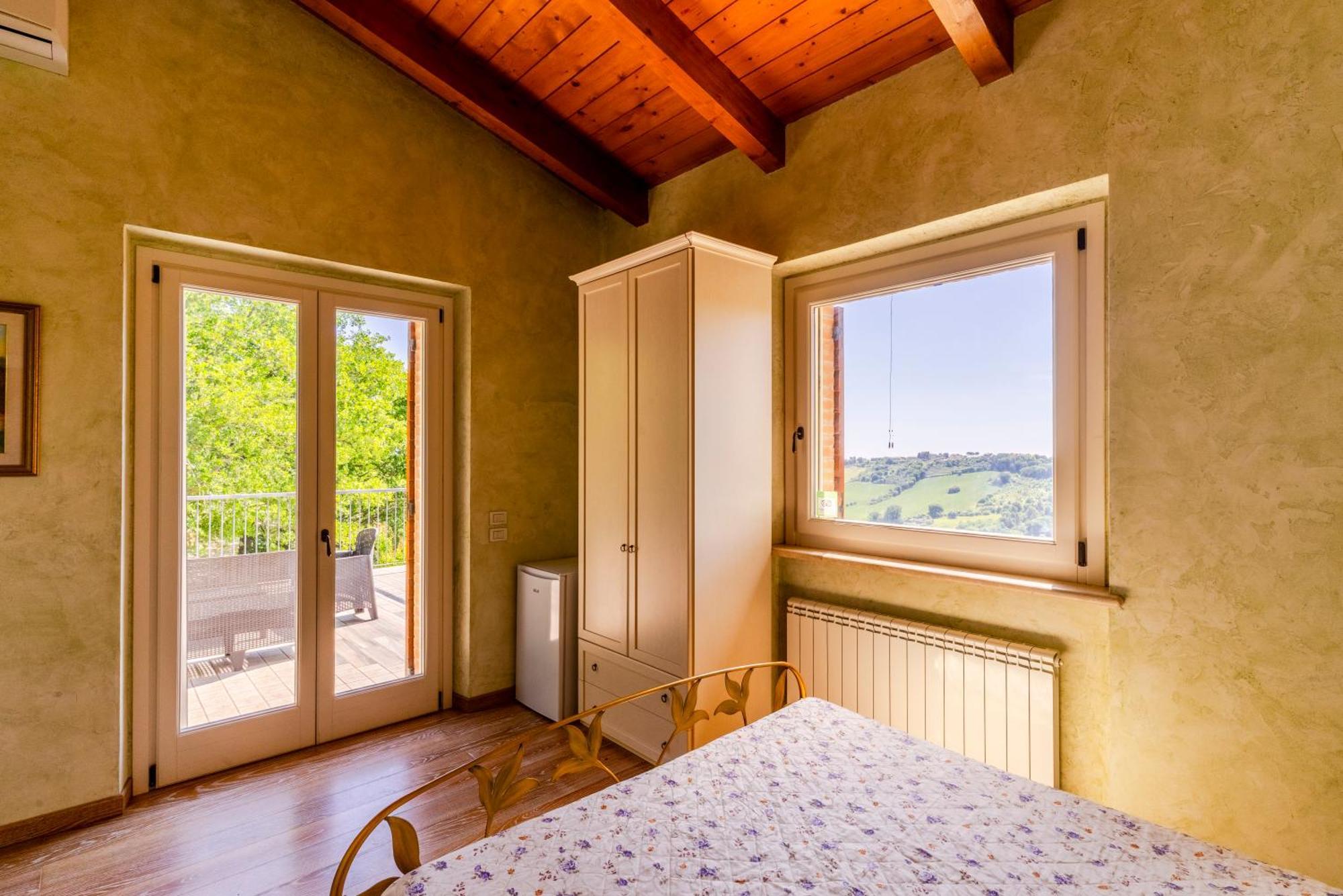 Casa Jo - Country Home With Sea View And 3 Private Ensuite Rooms Lapedona Экстерьер фото