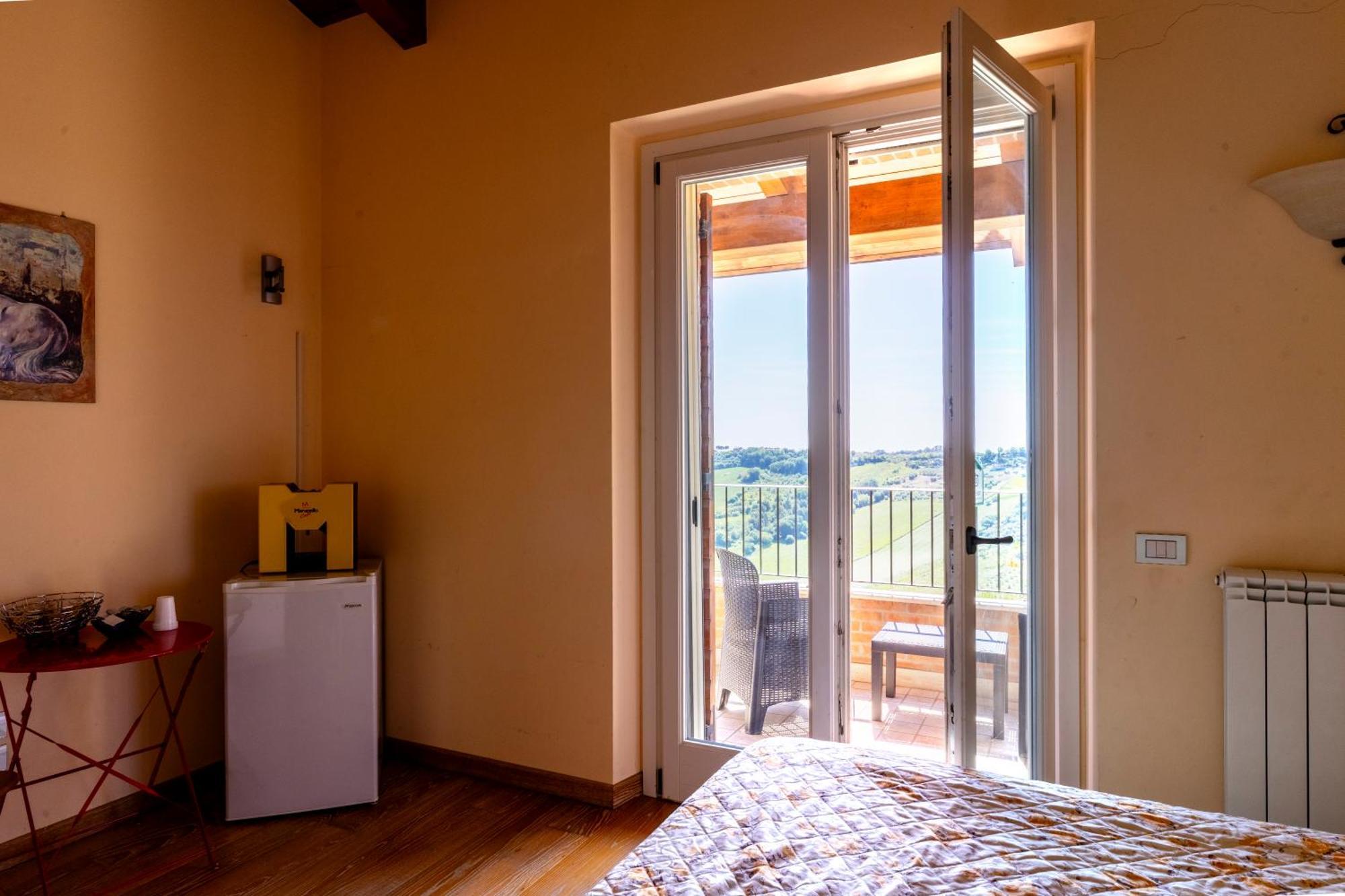 Casa Jo - Country Home With Sea View And 3 Private Ensuite Rooms Lapedona Экстерьер фото